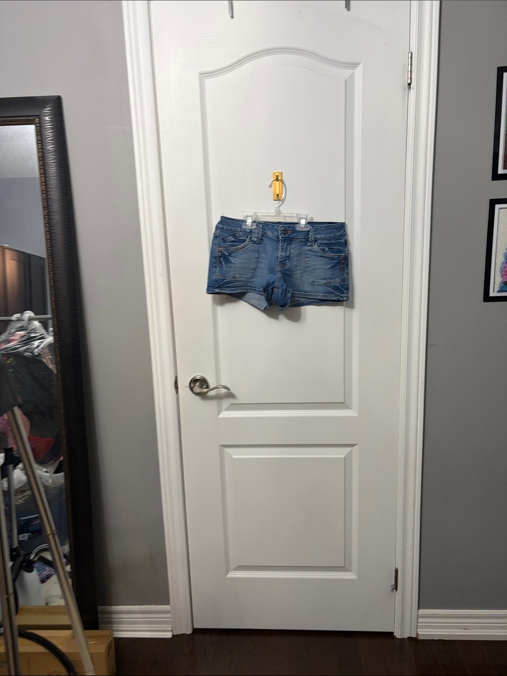 Casual Blue Denim Jean Shorts - Classic Cutoff Style